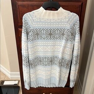 Blue and White Patterned Sweater